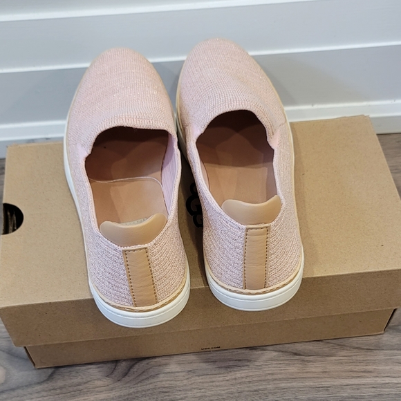 UGG Sammy Slip-On Pink Sneakers - Size 7 - Picture 8 of 9